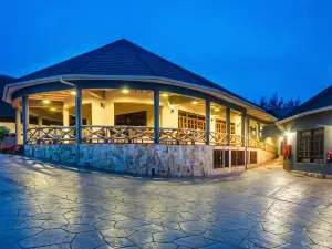Emburara Farm Lodge