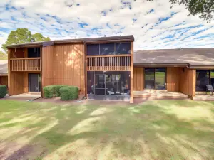 Cozy Dunnellon Townhome - 2 Mi to Rainbow Springs!
