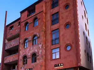 Bass Boutique Hotel