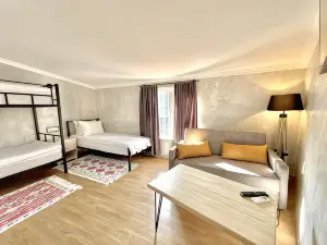 Artisan Boutique Hotel