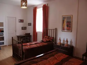 Guestroom Montigny-les-Vaucouleurs, 1 piece, 3 Personnes - FR-1-585-126