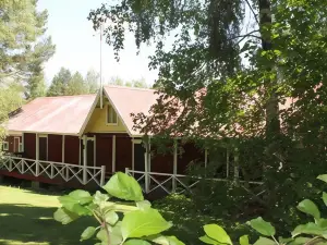Eräjärven Eerola Aittahuone (Summer Room)