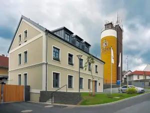 Hotel Zámek Svijany