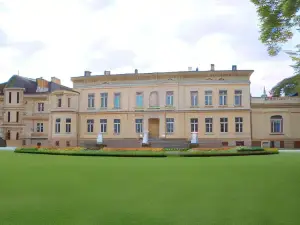 Zespół Pałacowo-Parkowy w Ostromecku