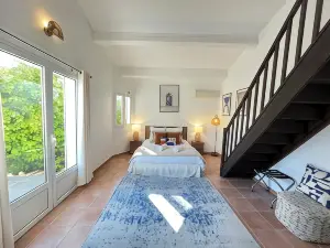 Villa B