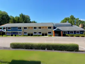 Nichols Inn & Suites