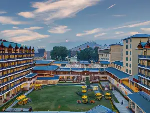 Radisson Collection Hotel & Spa, Riverfront Srinagar