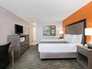 La Quinta Inn & Suites by Wyndham Fredericksburg