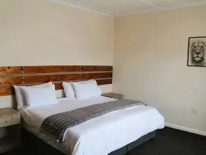 Courtyard Guest House
