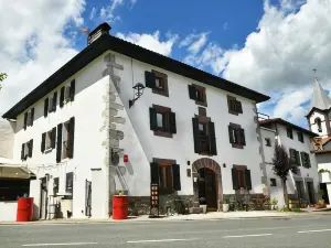 Apartamentos de Montaña Mendiola - Casa Ferran-Casa Karrikaburu