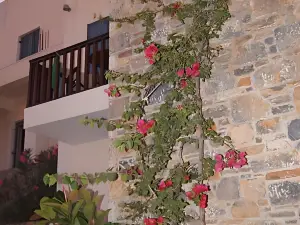 Archipelagos Hotel