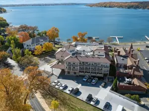 Bella Vista Suites Lake Geneva