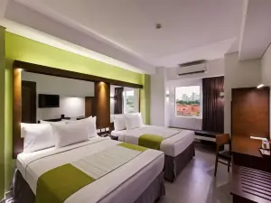 マイクロテル バイ ウィンダム アクロポリス