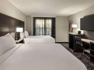 La Quinta Inn & Suites by Wyndham Lake George