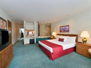 Travelodge by Wyndham Mackinaw City