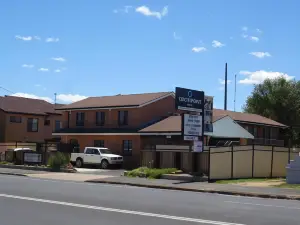 Centrepoint Motel