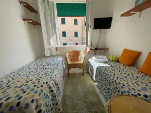 客房內的房間 - Giuly的房間聖斯特法諾港