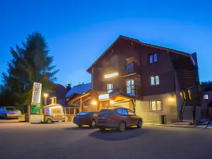 Hotel Pavlović