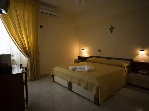 泰梅迪拉波拉酒店