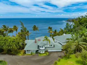 Hamakua Hotel