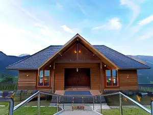 Vrindhavan Farm Suites