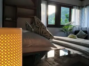 Eya Ecolodge