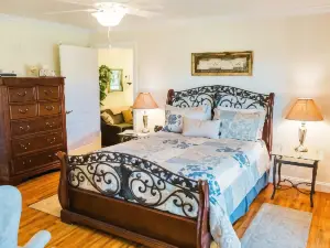 A Mighty Oak B&B