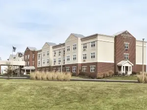 Country Inn & Suites by Radisson, Kansas City at Village West, KS