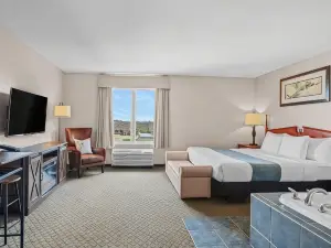 Days Inn & Suites by Wyndham Winkler