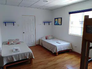 Punta Huanchaco Hostel