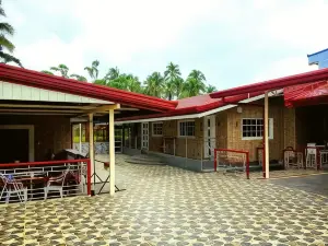 Jenessa's Bedsite, Suite  90 m², AC, Wifi, Netflix