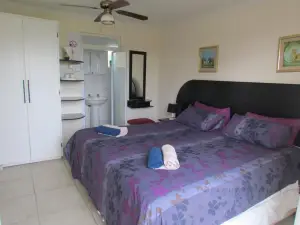 Blue Horizon Bay Guest House