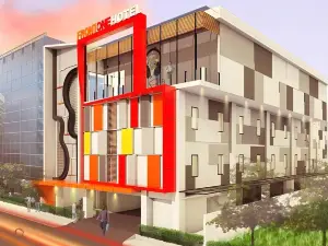 隆阿貢前一酒店