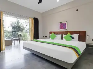 Treebo Grand Vistara Airport Suites