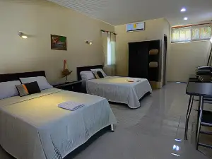 Cabañas Zoh Laguna Calakmul