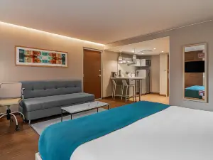 City Express Suites by Marriott Querétaro