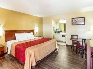 Econo Lodge McAlester