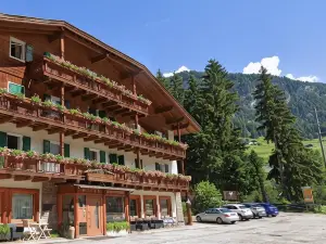 Hotel Rododendro Val di Fassa