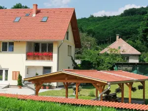 Lotuszvirag Vendeghaz