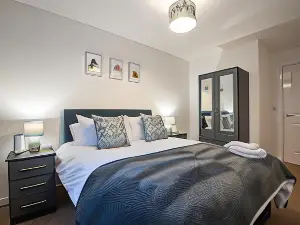 No11 Nursery Covent