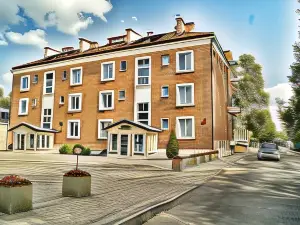 American House Hennela