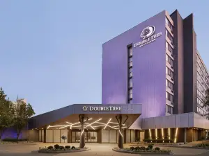 DoubleTree by Hilton Hotel Toronto Airport West