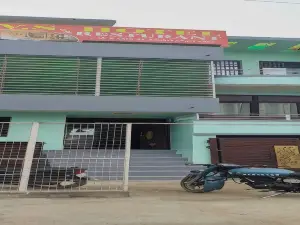 OYO V.S. Hotel and Restaurant