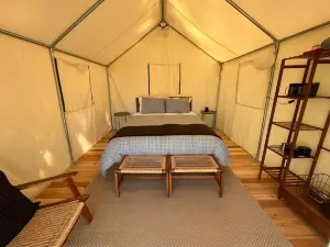 Lopez Farm Cottages & Tent Camping