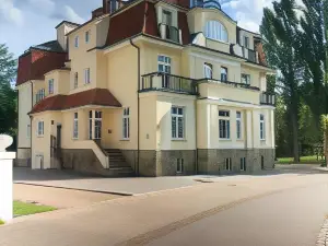 Hotel Dirks am Schloss