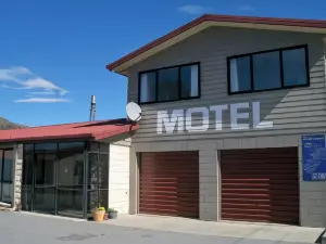 Sierra Motel and Apartments