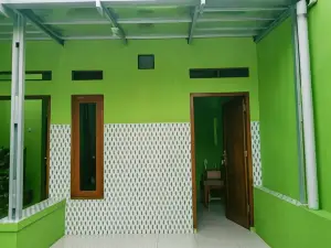 Abyasri Homestay (Khusus Wanita)