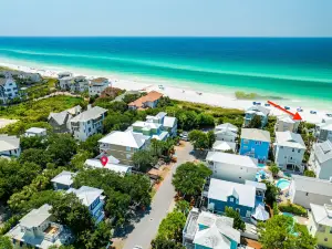 Private Pool and Beach Access - Stunning Coastal Haven