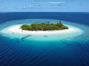 Origami Inn Himandhoo
