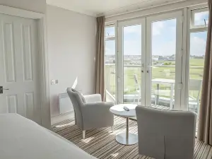 Oceanside Lifestyle Hotel